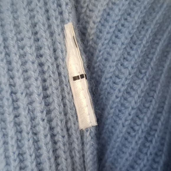NEW H&M Cashmere Mock Neck Ribbed Sweater Light Blue Size S! VERY RARE!!! - Picture 8 of 9